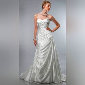 Alfred Sung A-line, Sweetheart Neckline, Soft Satin, Champagne Wedding Dress